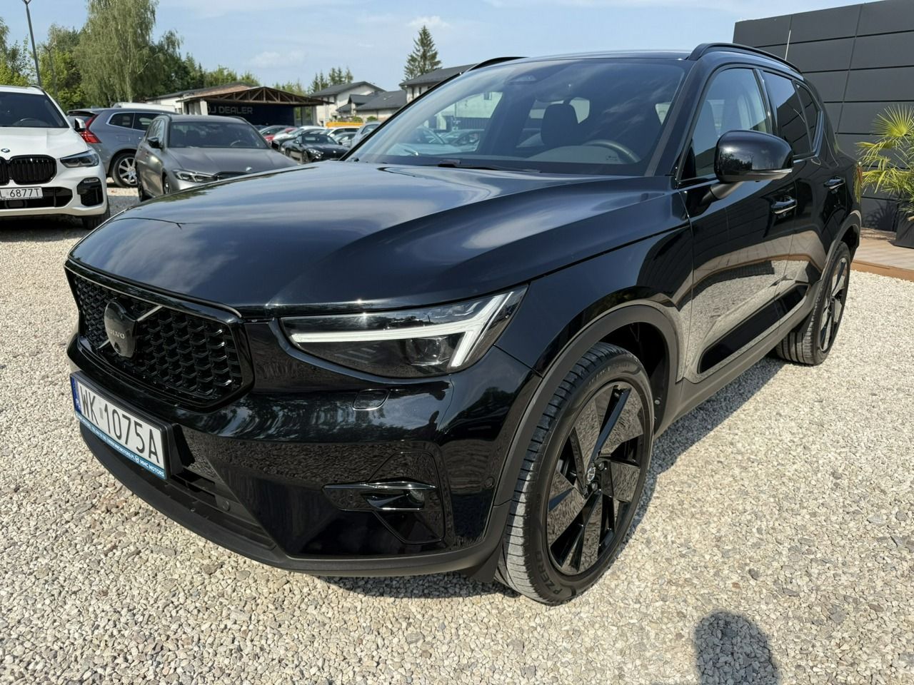 B3 Plus Dark aut 163kM! HD pixel LED! Harman Kardon! Kamera 360!