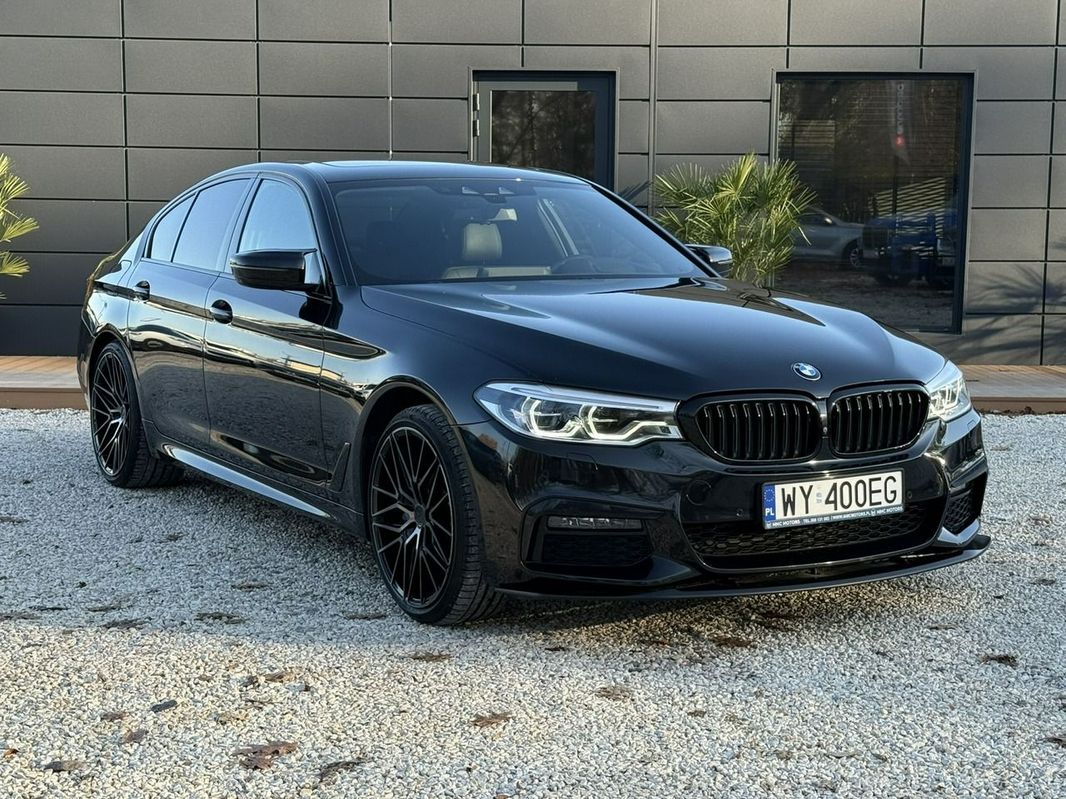 530e M Sport ! Head up! Szyberdach ! Kamera 360 !