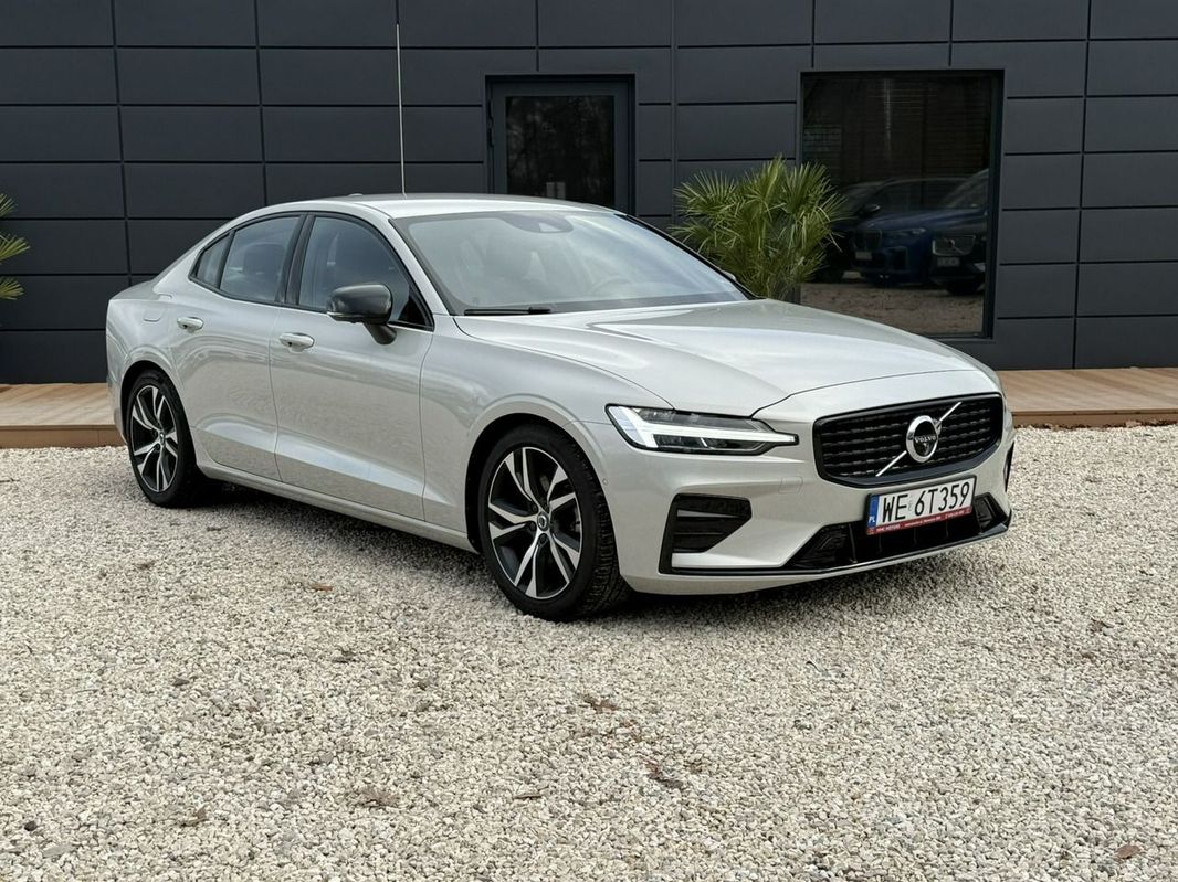S60 B4 B R Design ! Salon Polska ! Kamera 360! Pamięć foteli!