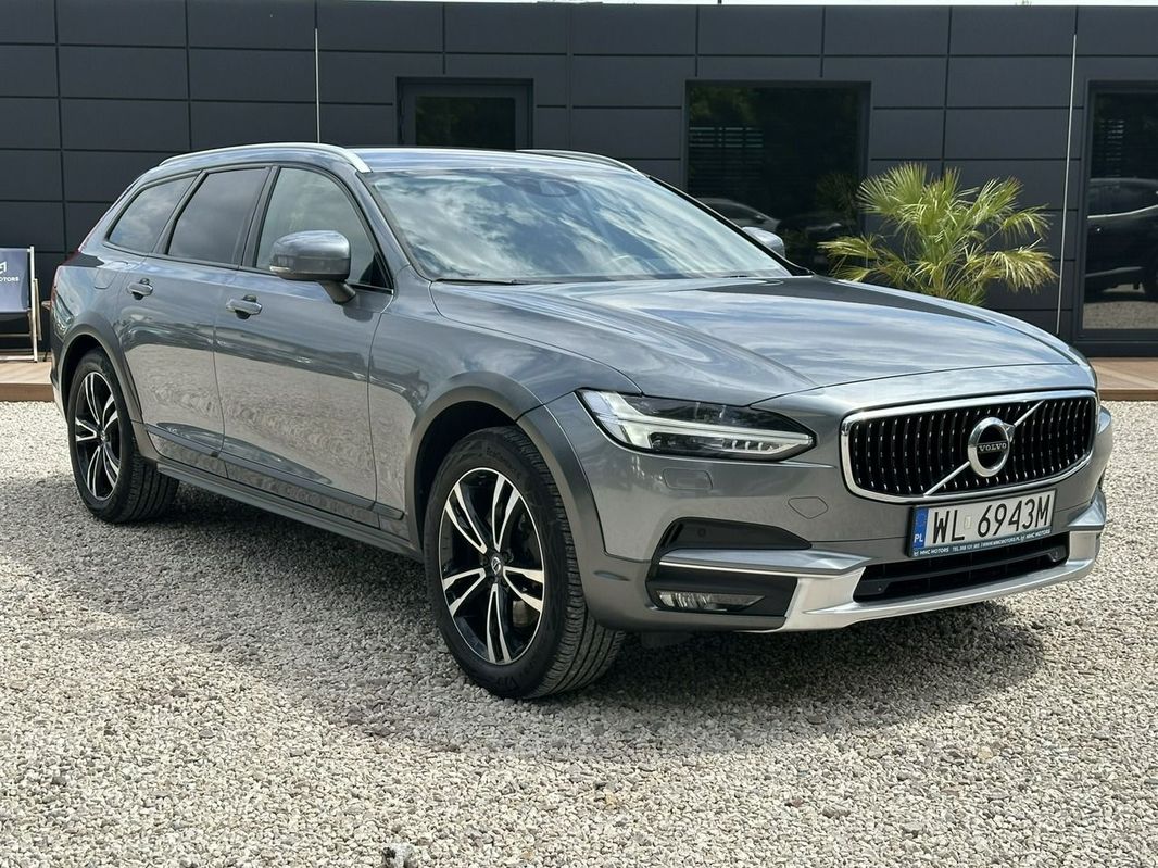 Volvo V90 CC D5 SCR AWD Pro aut, Salon Polska! 1 właściciel!